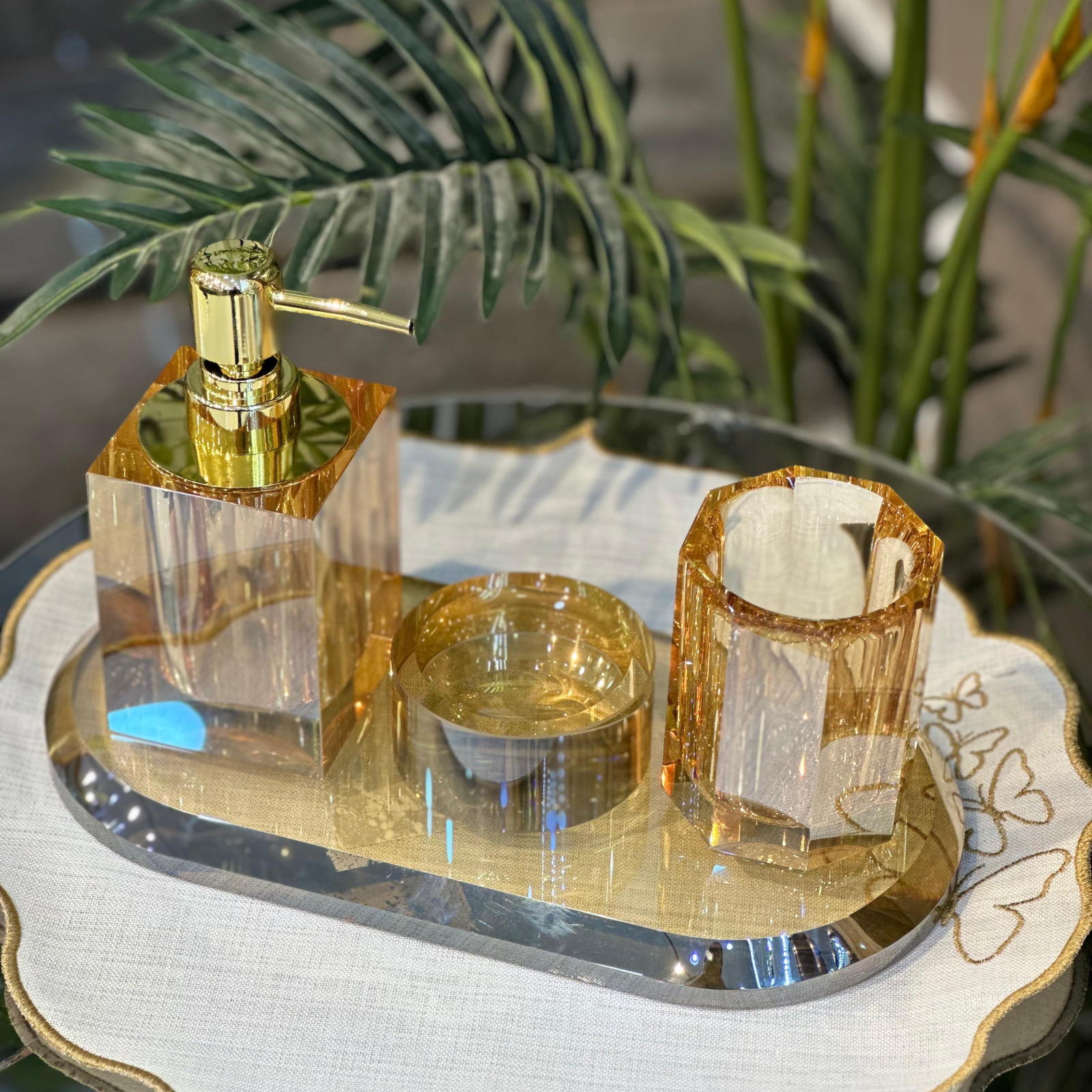 Kristal Banyo Takımı 